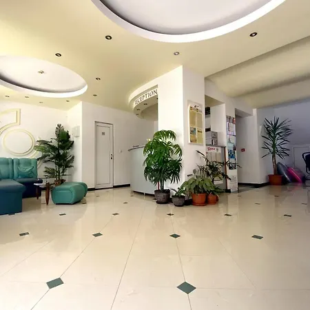 Hotel Opal